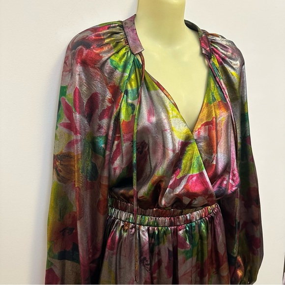 NWT Current Air Metallic Long Sleeve Dress - Picture 4 of 13